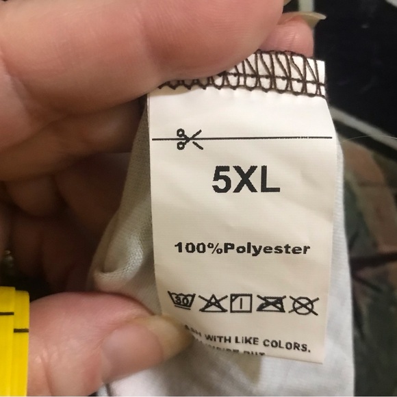 NEW Retro Graphic Sleeveless Tee - Picture 4 of 4